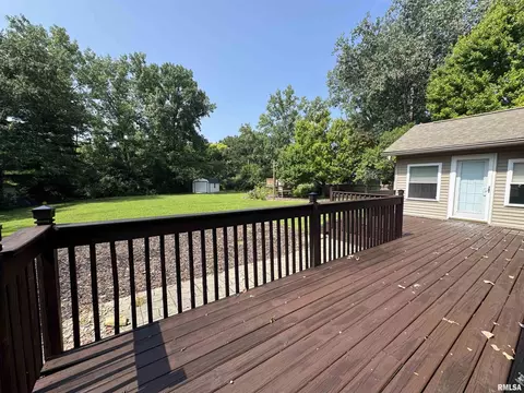 Exterior - 8050 Little Eagle Dr, Springfield, IL 62712 photo 12 of 23