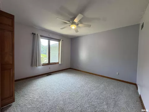 Bedroom - 8050 Little Eagle Dr, Springfield, IL 62712 photo 1 of 6