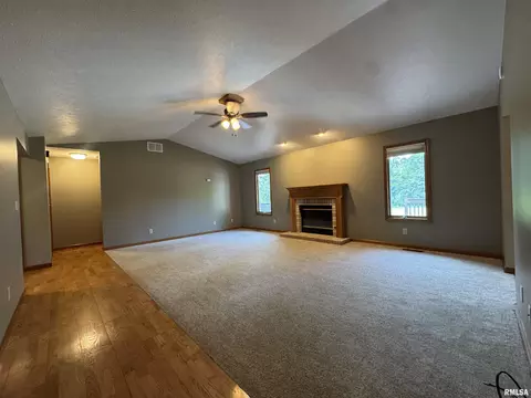 Living - 8050 Little Eagle Dr, Springfield, IL 62712 photo 1 of 8