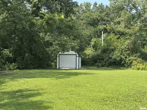 Exterior - 8050 Little Eagle Dr, Springfield, IL 62712 photo 18 of 23