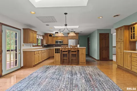 Kitchen - 53 Frontier Lake Ests, Springfield, IL 62707 photo 1 of 5