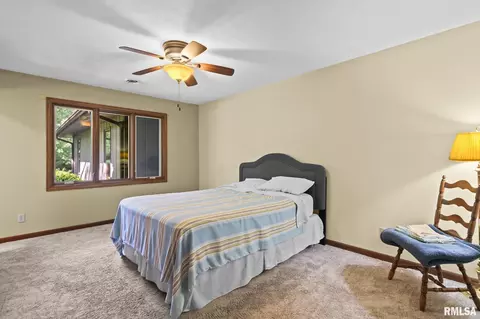 Bedroom - 53 Frontier Lake Ests, Springfield, IL 62707 photo 7 of 10
