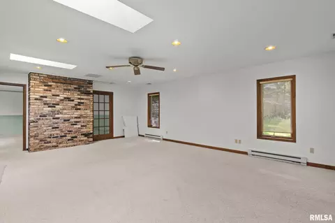 Living - 53 Frontier Lake Ests, Springfield, IL 62707 photo 1 of 5