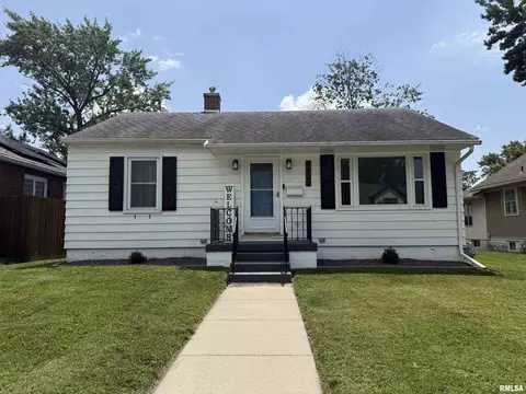 1620 Lind St, Quincy, IL 62301