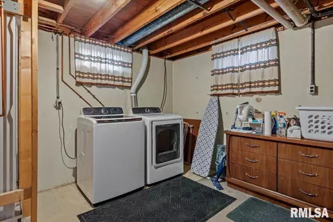 Other - 1349 Crestview Dr, Springfield, IL 62702 photo 5 of 5