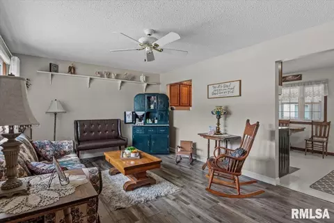 Living - 1349 Crestview Dr, Springfield, IL 62702 photo 1 of 1