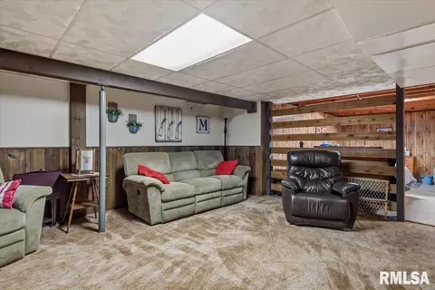 Other - 1349 Crestview Dr, Springfield, IL 62702 photo 4 of 5