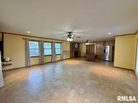 Living - 1920 Stanhope Rd, Springfield, IL 62702 photo 5 of 7