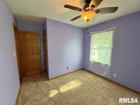 Bedroom - 1920 Stanhope Rd, Springfield, IL 62702 photo 4 of 5