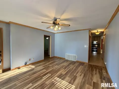 Living - 1920 Stanhope Rd, Springfield, IL 62702 photo 4 of 7