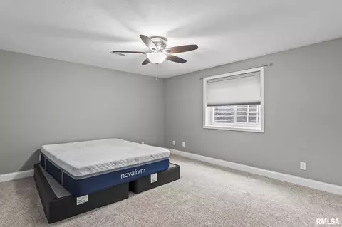 Bedroom - 1514 Balfour Dr, Springfield, IL 62711 photo 7 of 7