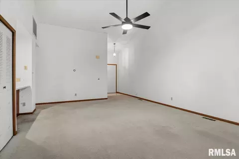Living - 3211 Ashley Ln, Springfield, IL 62707 photo 3 of 3