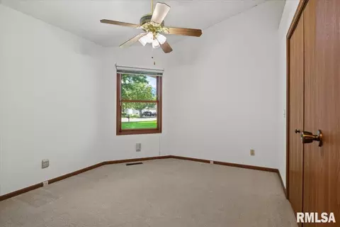 Bedroom - 3211 Ashley Ln, Springfield, IL 62707 photo 4 of 5