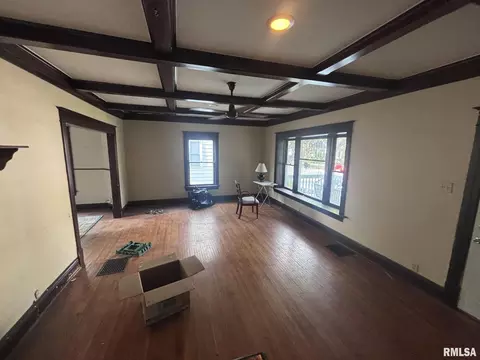 2212 S 10th St, Springfield, IL 62703 photo 6