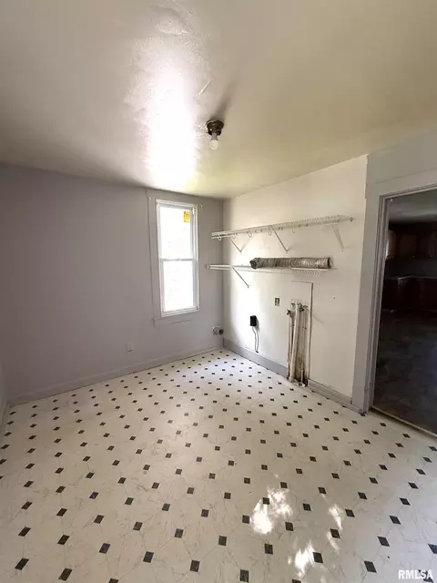 Other - 112 Smith St, Ursa, IL 62376 photo 3 of 4