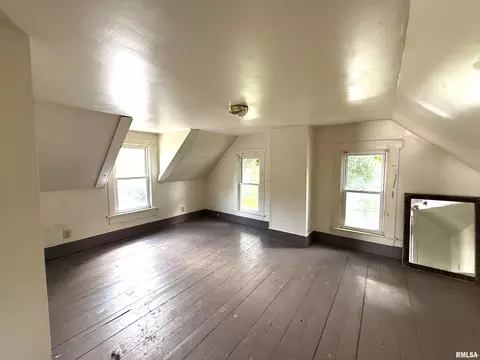 Bedroom - 112 Smith St, Ursa, IL 62376 photo 1 of 2