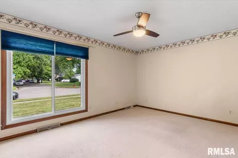 Bedroom - 169 Bellerive Rd, Springfield, IL 62704 photo 1 of 9