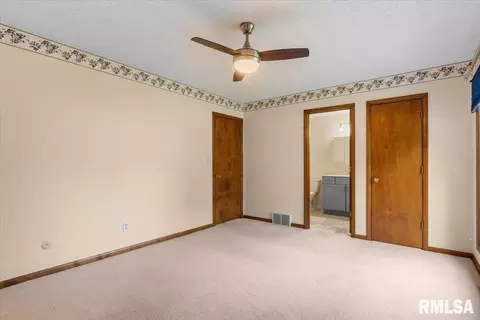 Bedroom - 169 Bellerive Rd, Springfield, IL 62704 photo 2 of 9