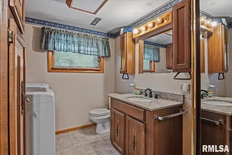 2400 Cahokia Dr, Springfield, IL 62703 photo 23