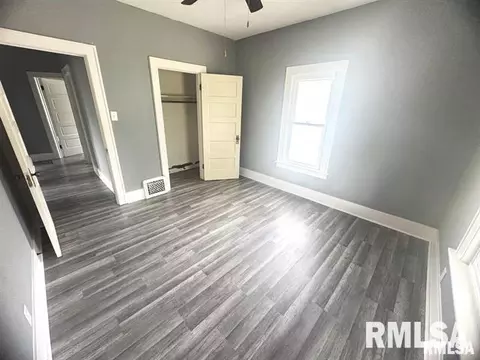 1039 N Franklin Ave, Springfield, IL 62702 photo 4