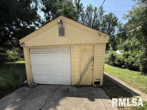 Other - 2204 E Adams St, Springfield, IL 62703 photo 4 of 4
