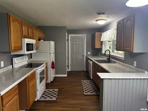 Kitchen - 200 N Maple St, Athens, IL 62613 photo 1 of 3