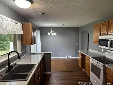 Kitchen - 200 N Maple St, Athens, IL 62613 photo 3 of 3