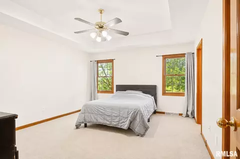 Bedroom - 3908 Greenfield Dr, Springfield, IL 62704 photo 1 of 9