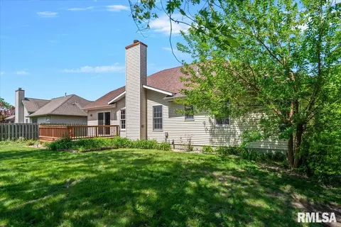 Exterior - 3908 Greenfield Dr, Springfield, IL 62704 photo 7 of 7