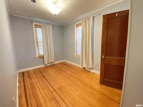 Bedroom - 525 S Feldkamp Ave, Springfield, IL 62704 photo 3 of 4