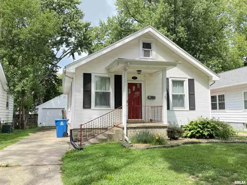 Exterior - 525 S Feldkamp Ave, Springfield, IL 62704 photo 2 of 7