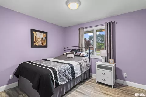 Bedroom - 2241 W Road Dr, Springfield, IL 62711 photo 6 of 7