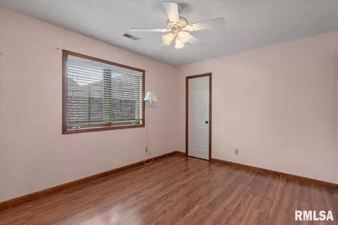 Bedroom - 120 Agustus Ln, Springfield, IL 62703 photo 2 of 7