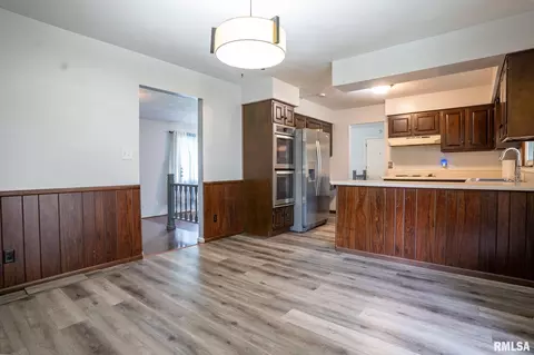 Other - 2430 Westchester Blvd, Springfield, IL 62704 photo 4 of 9