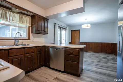 Other - 2430 Westchester Blvd, Springfield, IL 62704 photo 3 of 9