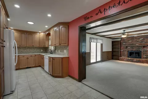 Other - 3936 Pine Tree Rd, Quincy, IL 62305 photo 1 of 7