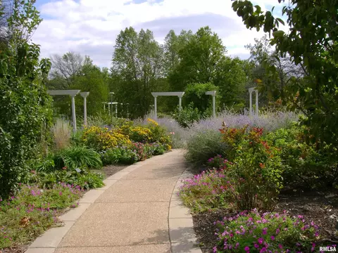 Exterior - 721 Williams Blvd, Springfield, IL 62704 photo 7 of 7