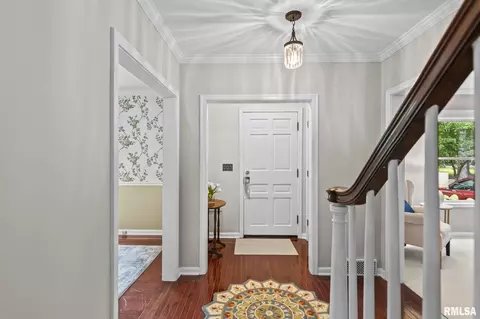 Entry Way - 721 Williams Blvd, Springfield, IL 62704 photo 3 of 5