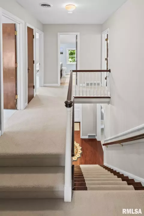 Entry Way - 721 Williams Blvd, Springfield, IL 62704 photo 4 of 5
