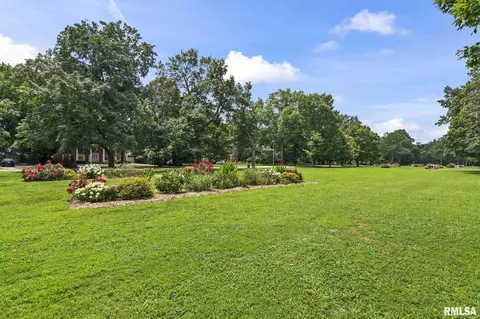 Exterior - 721 Williams Blvd, Springfield, IL 62704 photo 6 of 7