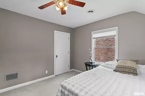 Bedroom - 721 Williams Blvd, Springfield, IL 62704 photo 6 of 8