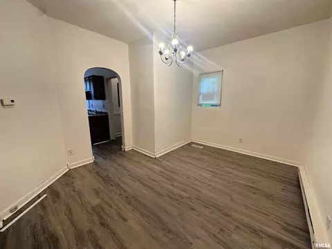 1117 S 12th St, Springfield, IL 62712 photo 3