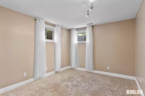 Other - 324 Keystone Dr, Chatham, IL 62629 photo 16 of 18