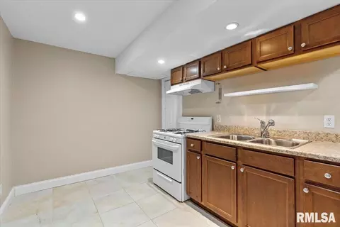 Other - 324 Keystone Dr, Chatham, IL 62629 photo 17 of 18