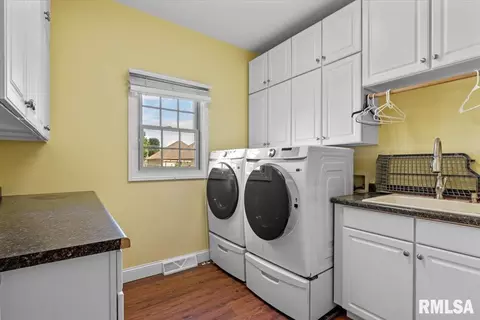 Other - 324 Keystone Dr, Chatham, IL 62629 photo 7 of 18