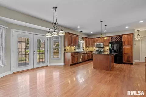 Other - 324 Keystone Dr, Chatham, IL 62629 photo 4 of 18