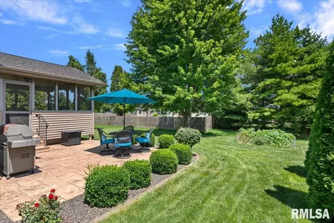 Exterior - 1904 Grist Mill Dr, Springfield, IL 62711 photo 7 of 7