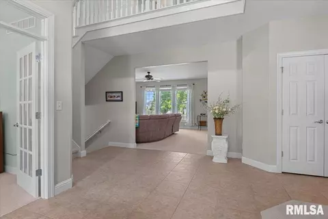 Entry Way - 1904 Grist Mill Dr, Springfield, IL 62711 photo 1 of 8