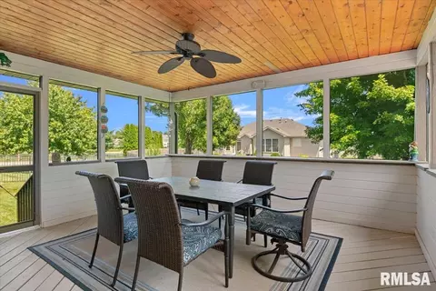 Exterior - 1904 Grist Mill Dr, Springfield, IL 62711 photo 3 of 7