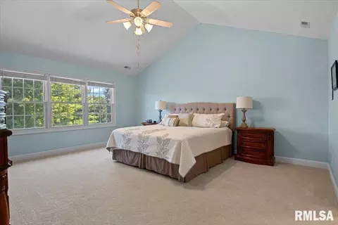 Bedroom - 1904 Grist Mill Dr, Springfield, IL 62711 photo 5 of 9